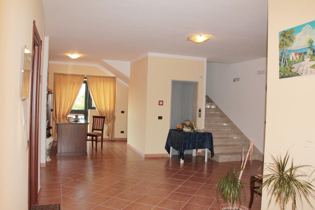 San Nicola Il Sole Hotell Albanella Exteriör bild
