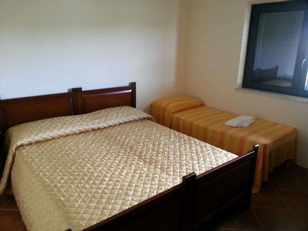 San Nicola Il Sole Hotell Albanella Rum bild